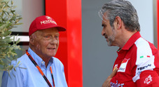 Lauda: «Giornata speciale per me, il cuore è con la Ferrari e la testa alla Mercedes»