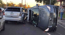 Uber, chiude programma test auto autonome in Arizona dopo incidente mortale