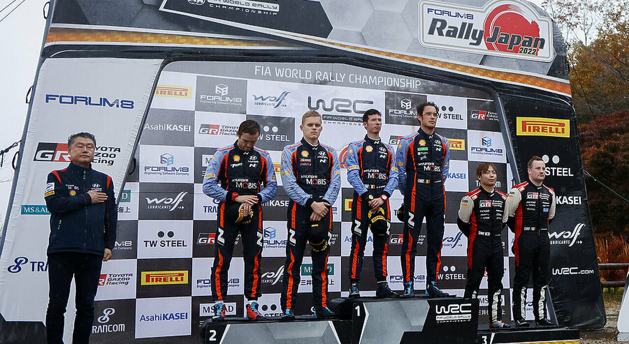 Il podio del Rally del Giappone, ultima gara del Wrc 2022, dominato delle Hyundai di Neuville e Tänak