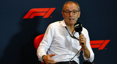 Domenicali, CEO della F1, prende le distanze dalla FIA sul tema della libertà di espressione da parte dei piloti