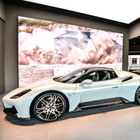 Maserati rivoluziona anche il look per emozionare i clienti. Nuovi concept-store e al Salone di Shanghai debutterà la Grecale Folgore